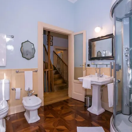 Sleeps 16 Pool Air Con Villa *